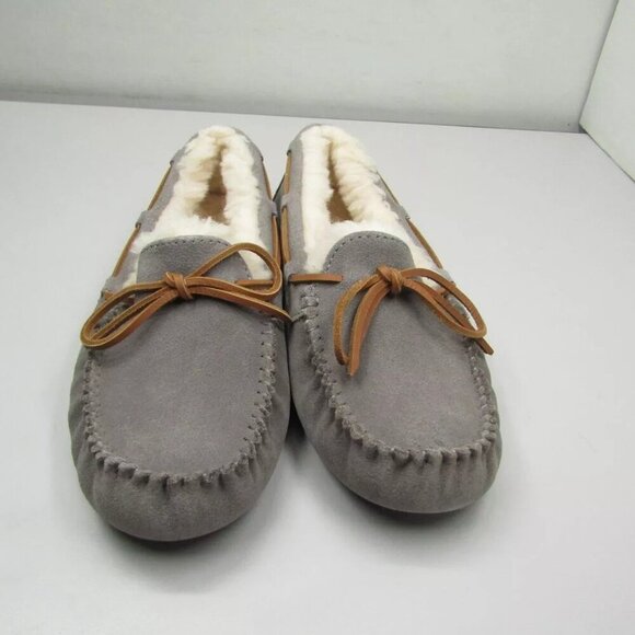 NEW UGG Womens Dakota Slippers in Pewter Size 8 Moccasin Slip-On Soft Durable - Picture 3 of 5